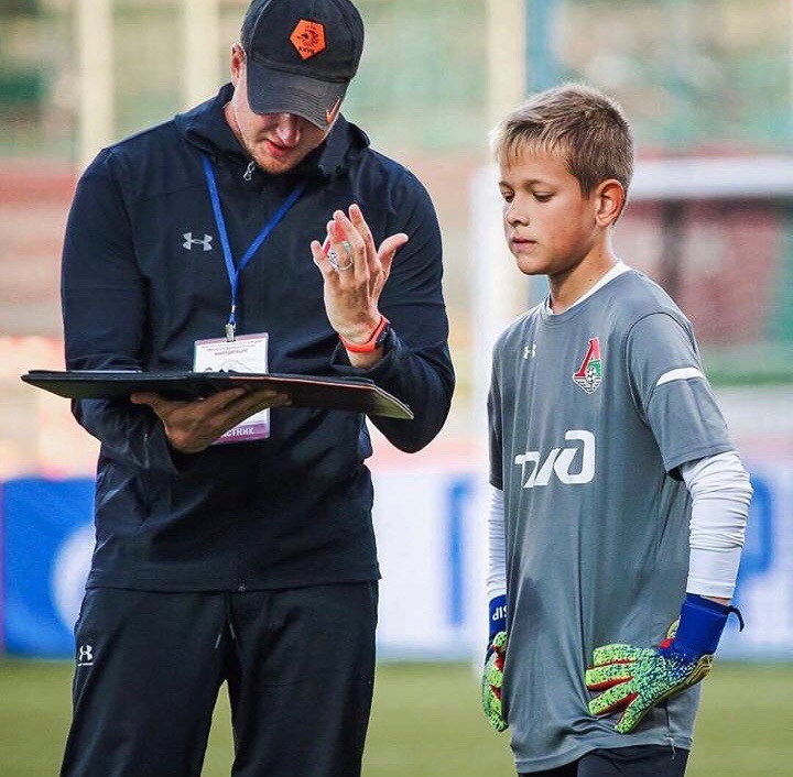 Алексей Осипов, ученик школы вратарей GK1